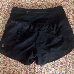 Camo speed up high rise Lined shorts (Tall)